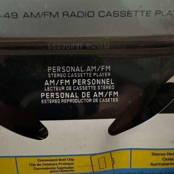 Coby Personal AM/FM Radio AM FM Tuner Headphones Portable - Picture 7 of 9